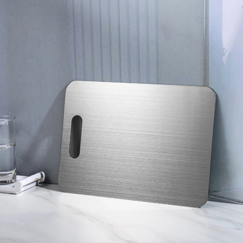 TitanEdge™ 100% Pure Titanium Cutting Board